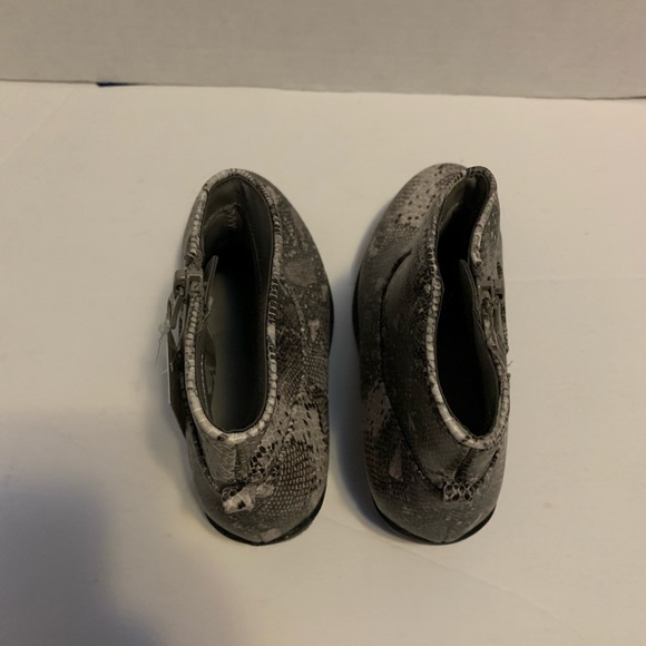 Girls' Graciela Snake Print Western Ankle Boots - - Picture 5 of 7